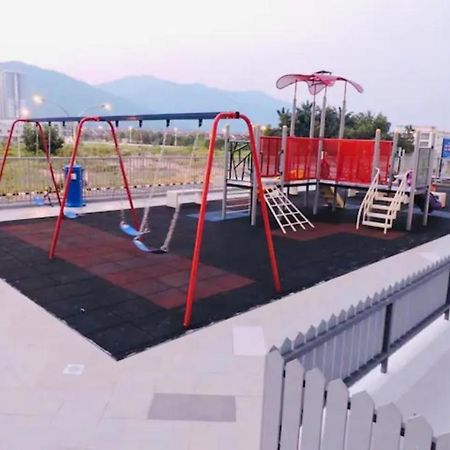 Luxurious Homestay 3Br With Pool Meru Ipoh 8 Pax מראה חיצוני תמונה
