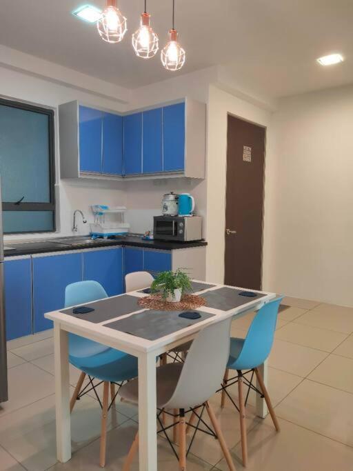 Luxurious Homestay 3Br With Pool Meru Ipoh 8 Pax מראה חיצוני תמונה